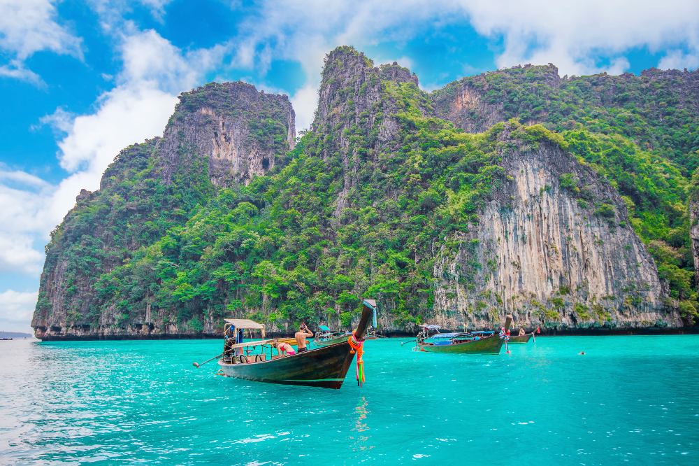 جزيرة بي بي أهم جزر السياحة في تايلند