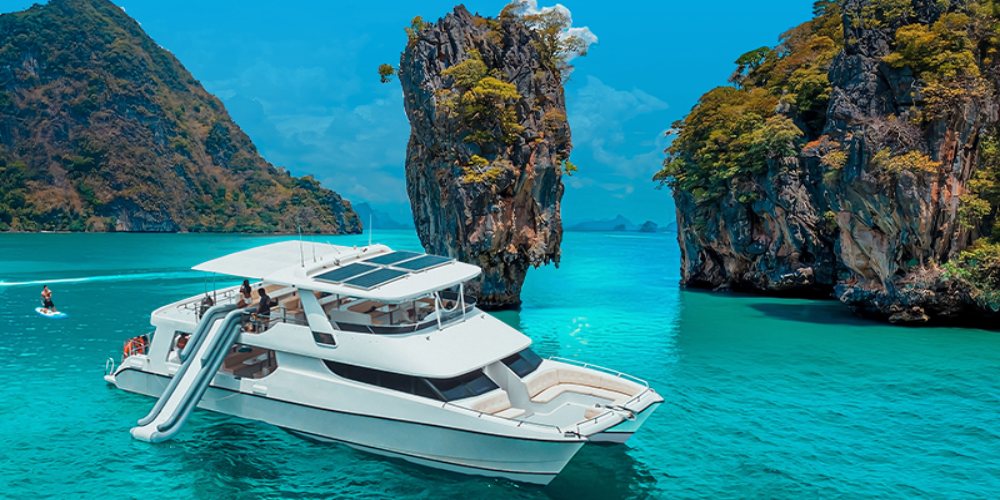 رحلة جيمس بوند بالقارب الفاخر